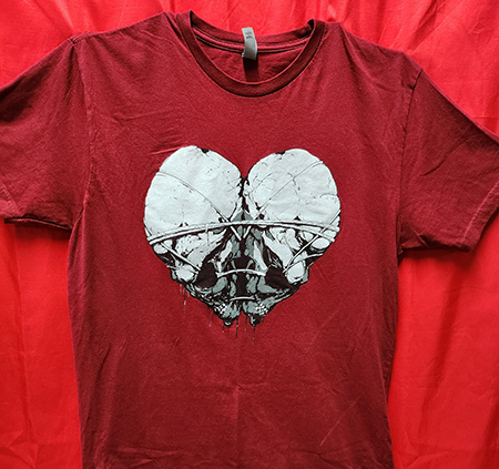 alien heart tee